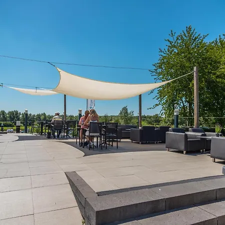別荘 Modern With Dishwasher, Near The Ijssel *