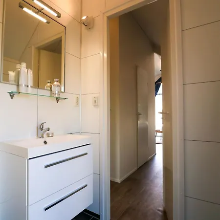 Modern With Dishwasher, Near The Ijssel Vakantiehuis Olburgen